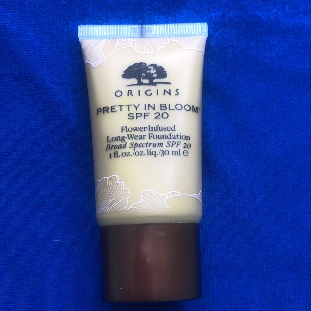 Origins pretty in bloom - Flower-Infused Long-Wear Foundation SPF20